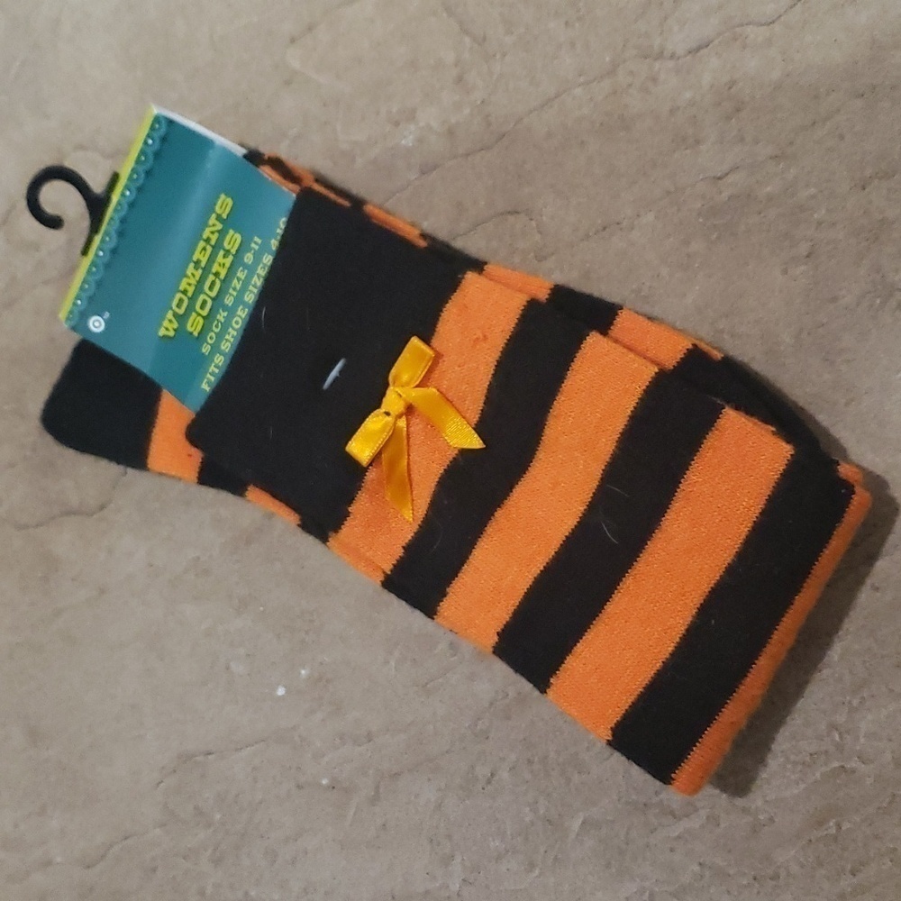 4/$25 Striped Witch Halloween Socks Bow Accent Orange and Black Novelty Holiday